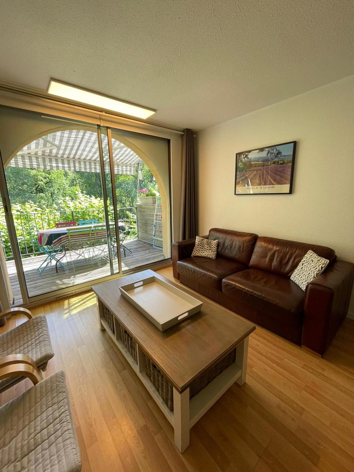 Mas Des Amarens Apartment Malaucene Luaran gambar