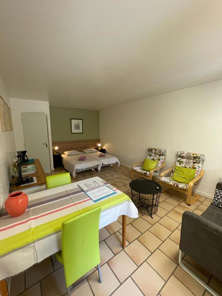 Mas Des Amarens Apartment Malaucene Luaran gambar